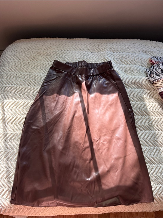 BloomChic Dresses & Skirts - BloomChic Faux Leather Midi Skirt in Chocolate Brown